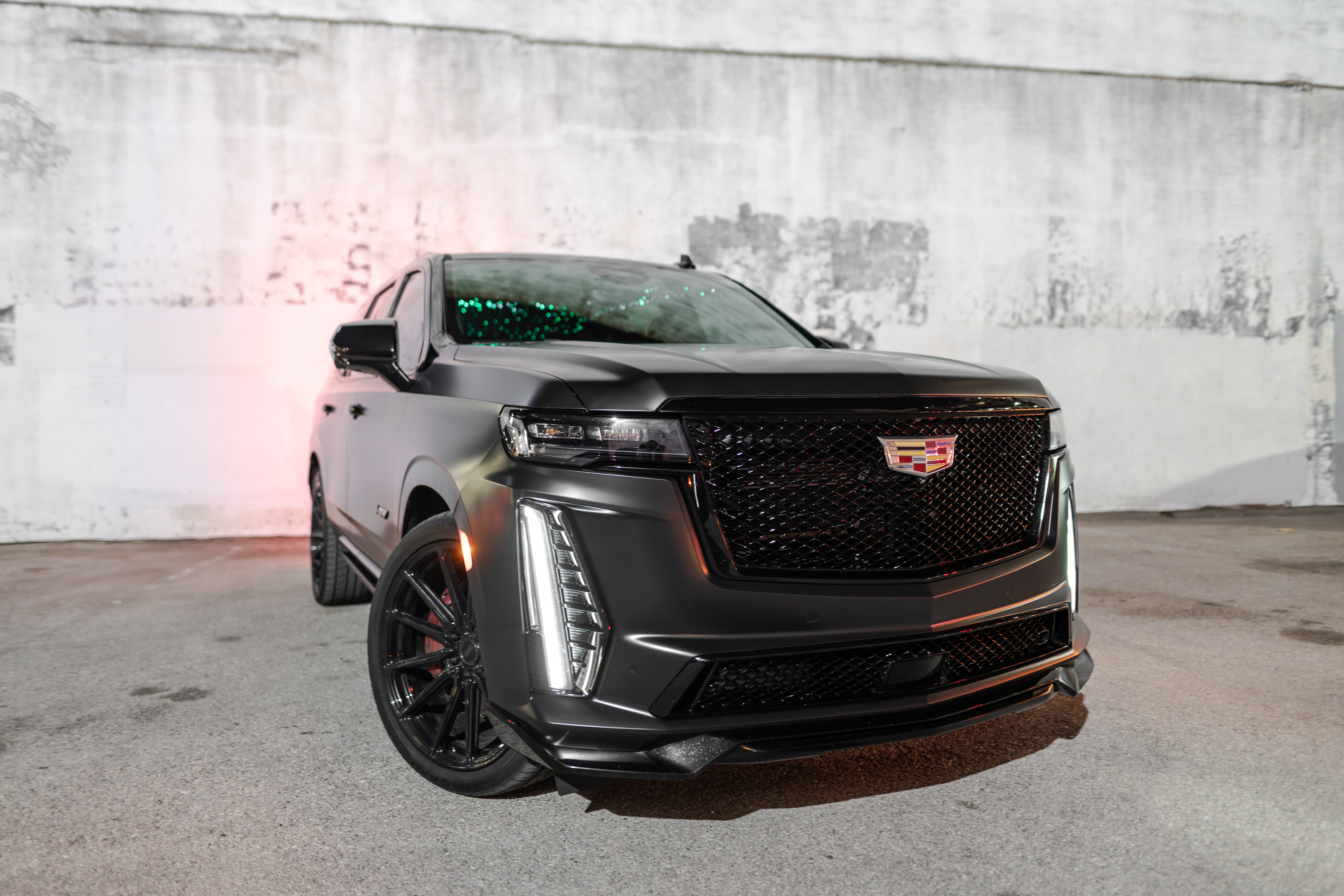 CADILLAC ESCALADE V