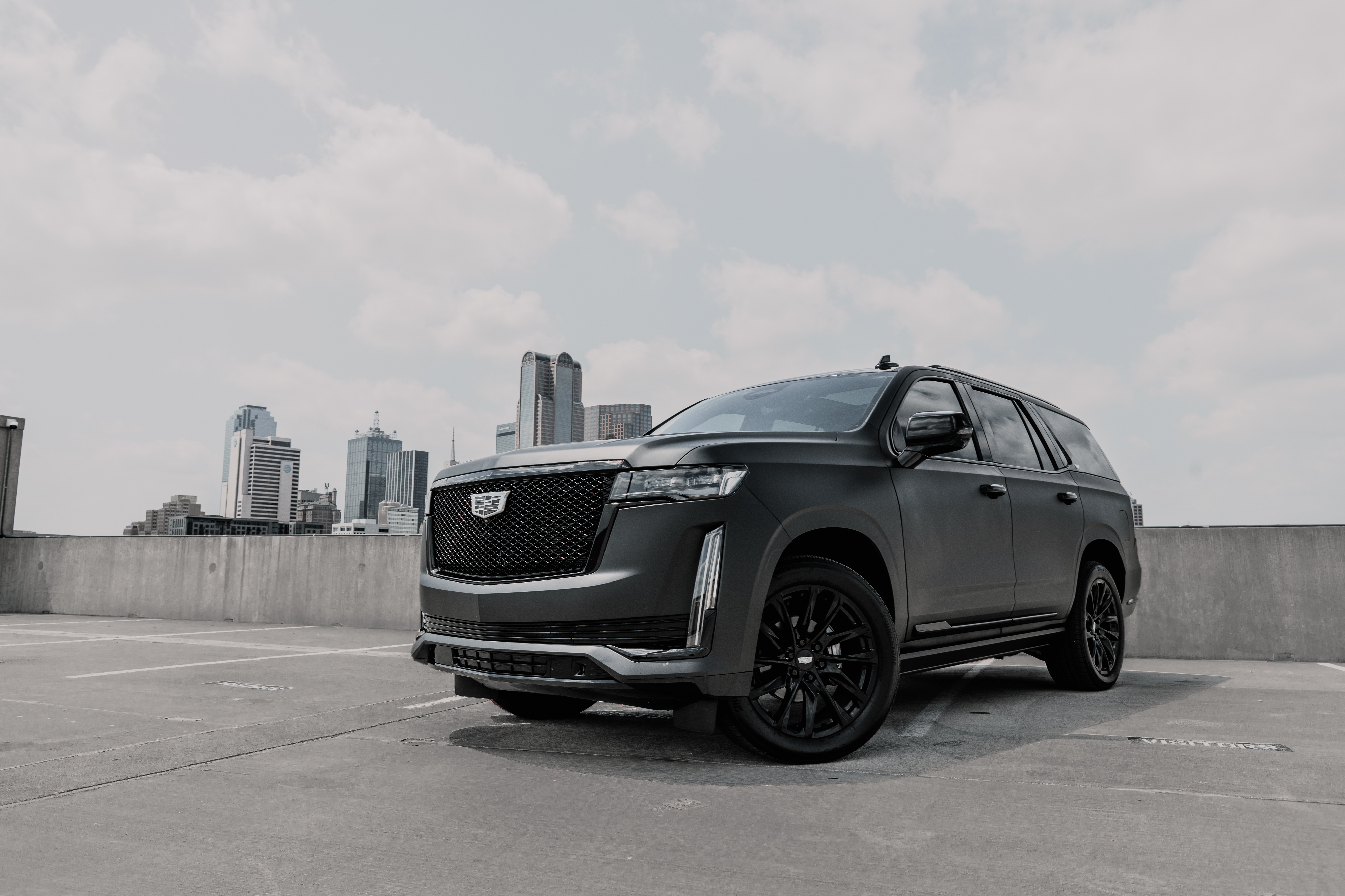 ESCALADE PREMIUM BLACK